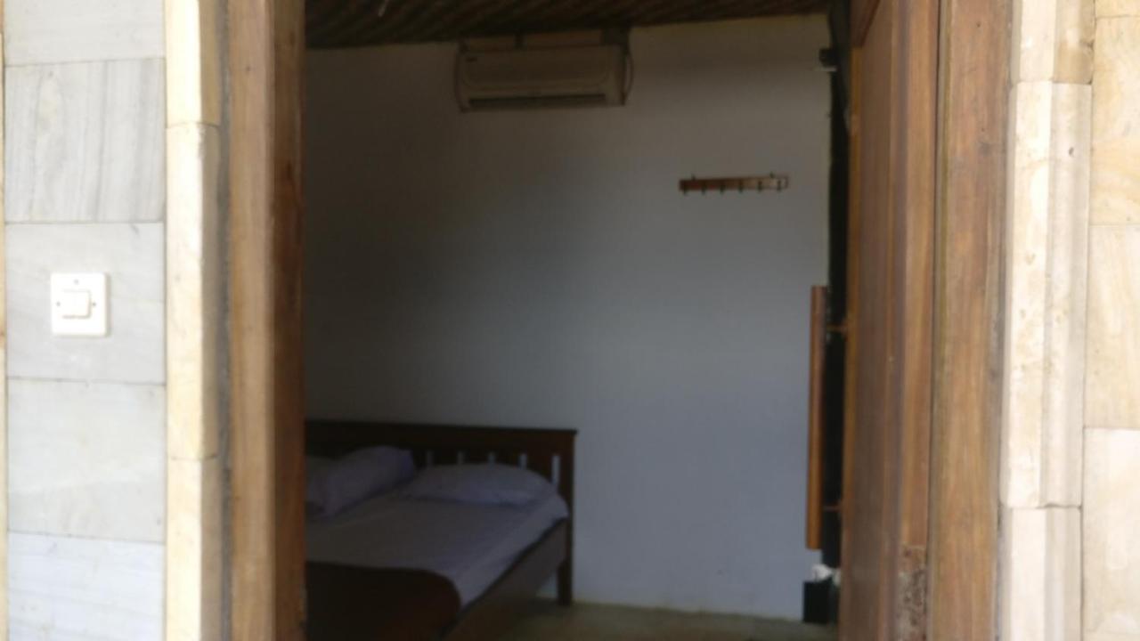 Hotel Kampoeng Drini Brono Εξωτερικό φωτογραφία